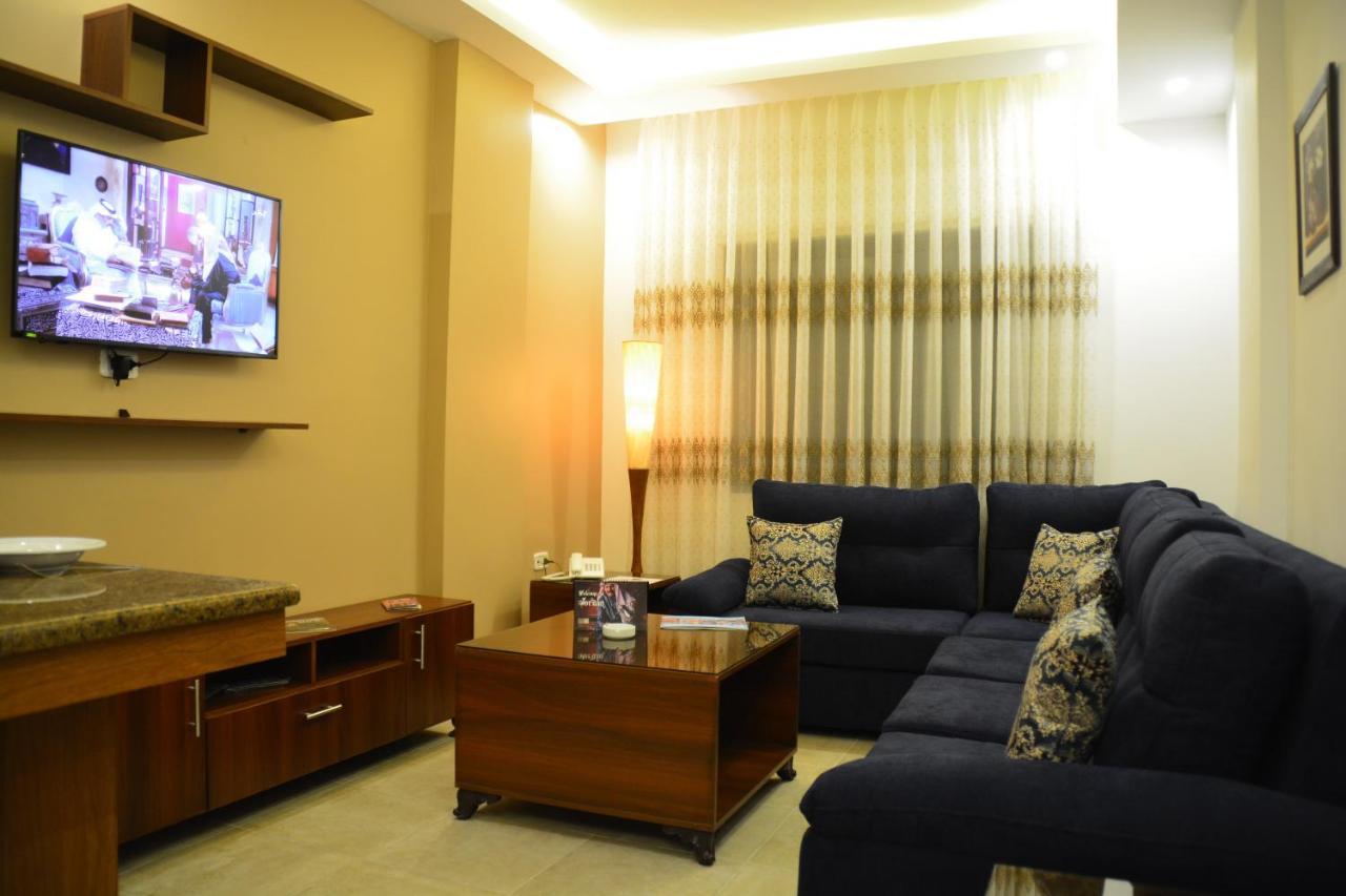 سما عمان للشقق الفندقية Sama Amman Hotel Apartments ภายนอก รูปภาพ