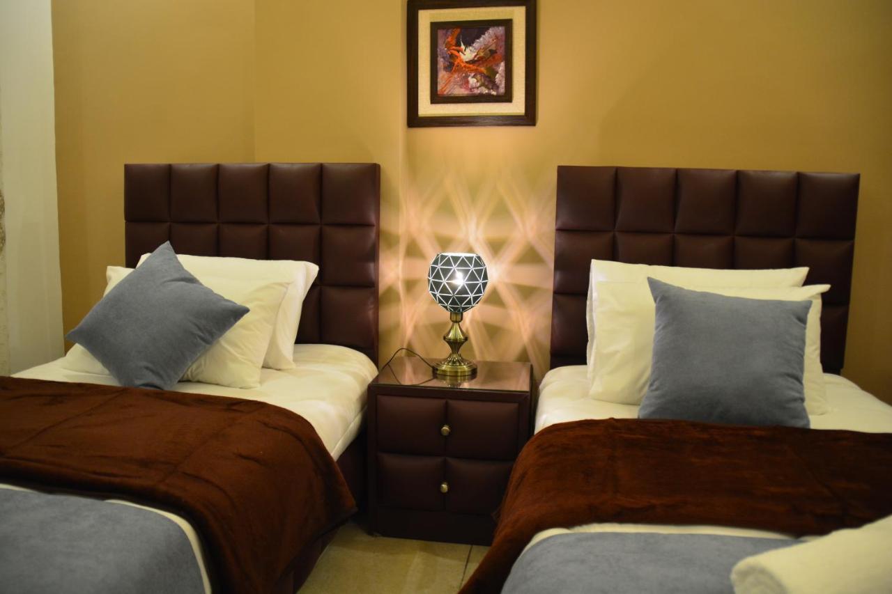 سما عمان للشقق الفندقية Sama Amman Hotel Apartments ภายนอก รูปภาพ